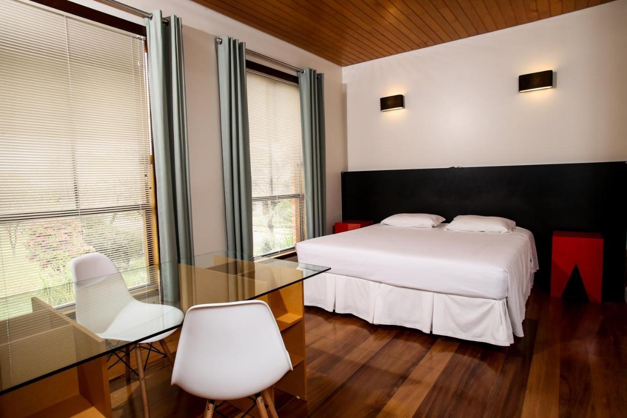 Borgen Hotel Кастру Екстер'єр фото