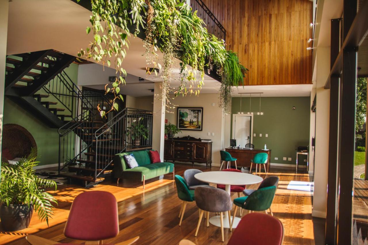 Borgen Hotel Кастру Екстер'єр фото